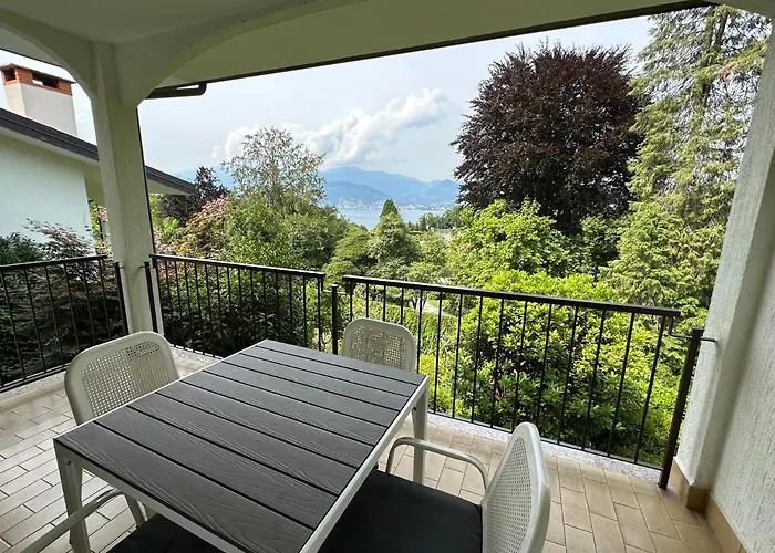 Pallavicino - Il Faggio Rosso * Stresa